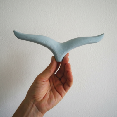 Gaivota de Cerâmica Azul Claro para Parede – Tamanho G