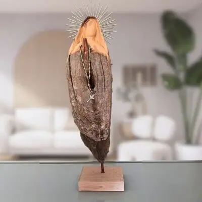 Nossa Senhora 67cm – Escultura em Tronco de Madeira