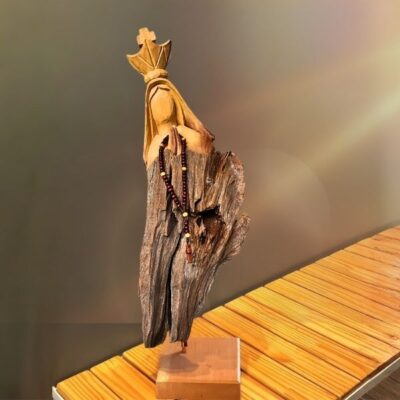 Nossa Senhora 46cm – Escultura em Tronco de Madeira – NOV02