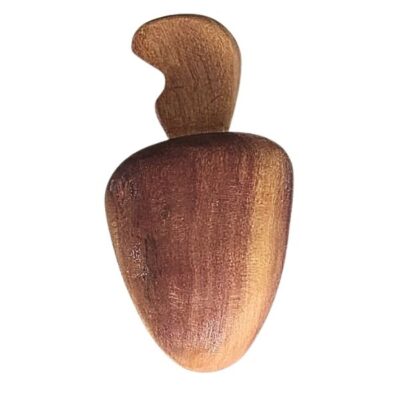 Caju Decorativo em Madeira